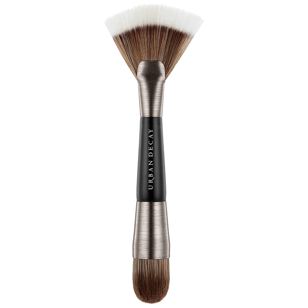 Urban Decay UD Pro Shapeshifter Contour Brush pennello contouring Immagine 1