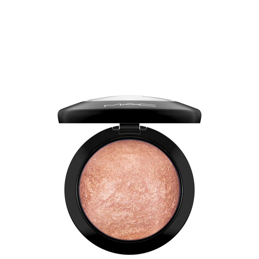 MAC Illuminante Mineralize Skinfinish (tonalità diverse) Immagine 1