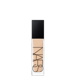 NARS Natural Radiant Longwear Foundation (varie tonalità) - Shade Mont Blanc