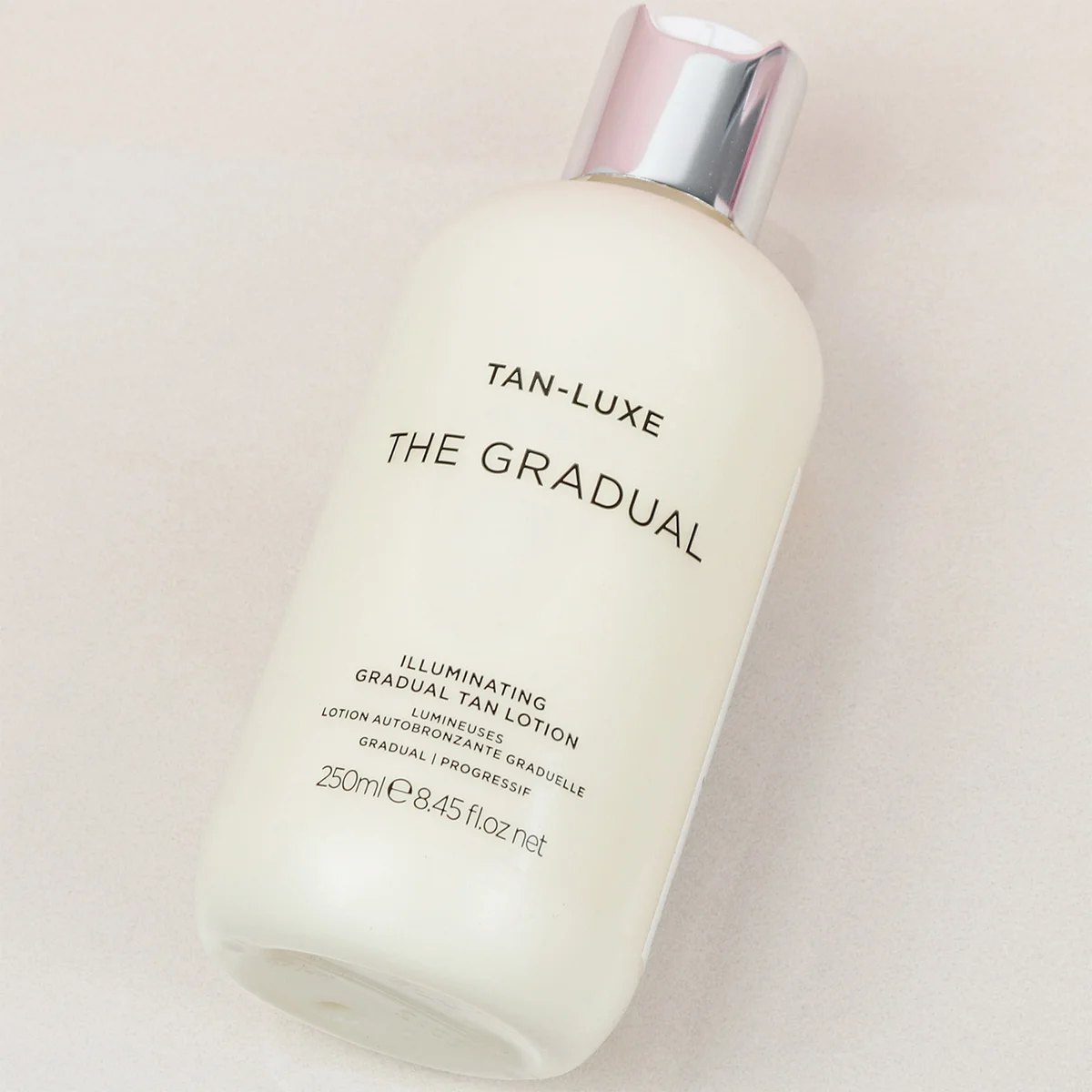 Tan Luxe THE WATER Acqua Autoabbronzante Scura 200 Ml - Idratante, Inodore, Vegana, Con Vitamine E Aloe Vera