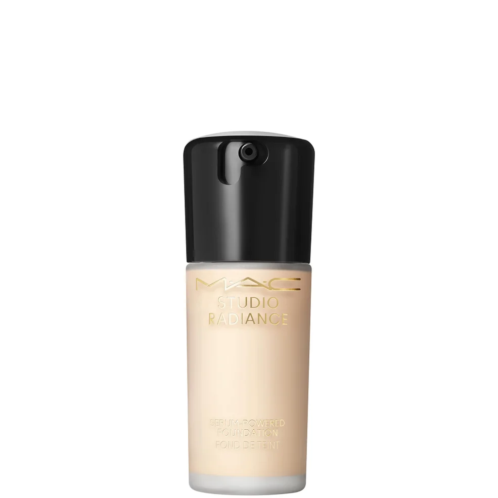 MAC Studio Radiance Serum Powered Foundation 30ml (Various Shades) Immagine 1