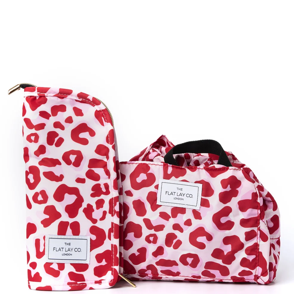 The Flat Lay Co. X LookFantastic Makeup Bag Duo in Pink Leopard Immagine 1