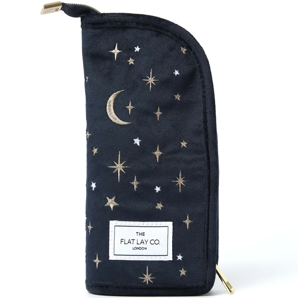 The Flat Lay Co. Brush Holder in Embroidered Celestial Blue Velvet Immagine 1