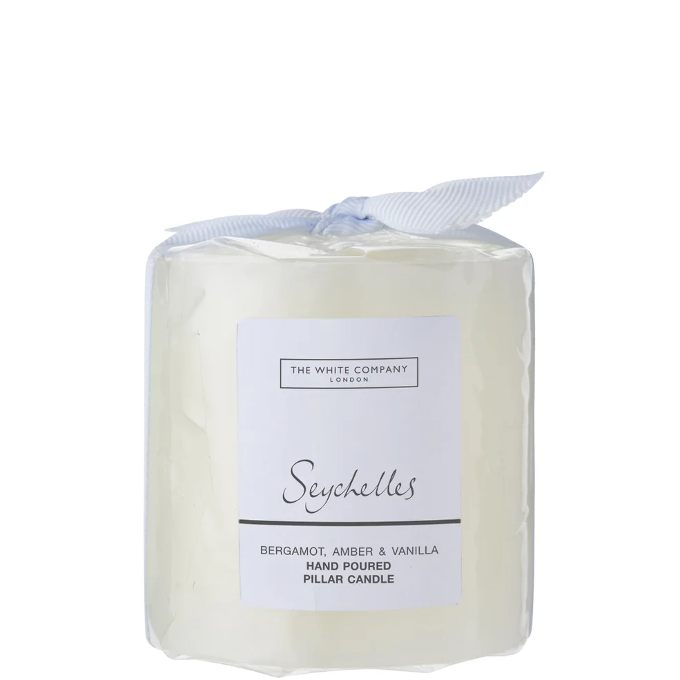 The White Company Seychelles Mini Pillar Candle 245g Immagine 1