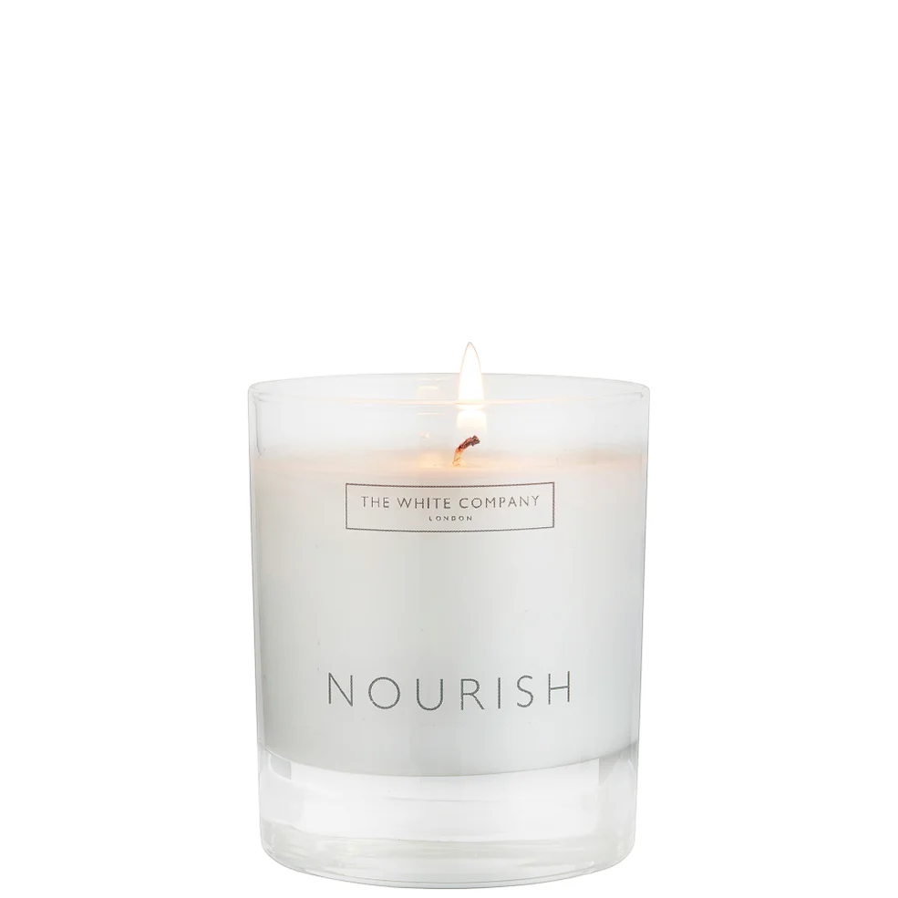 The White Company Nourish Candle 140g Immagine 1