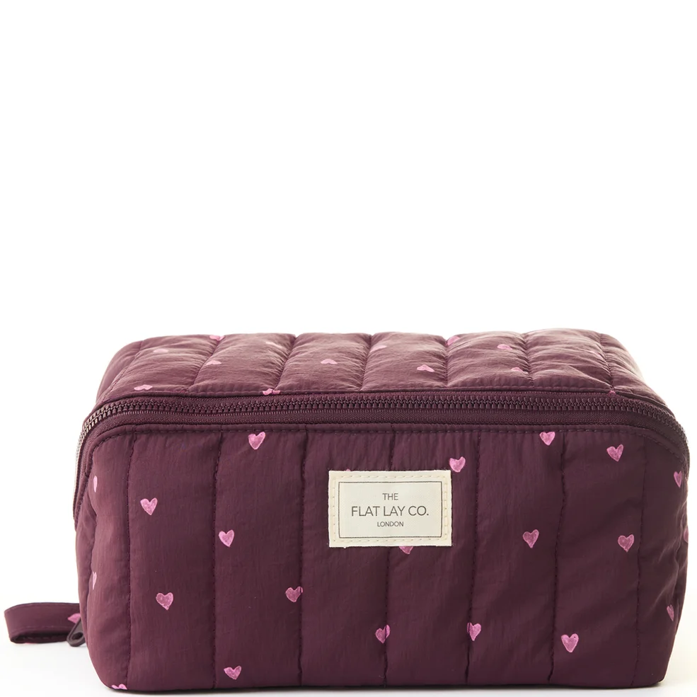 The Flat Lay Co. Marshmallow Flat Lay Makeup Box Bag - Burgundy Hearts LOOKFANTASTIC EXCLUSIVE Immagine 1